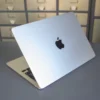 Apple MacBook Air (M2, 2022)